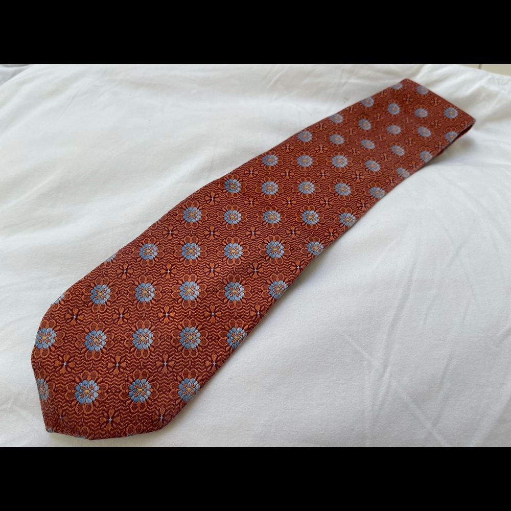 Used, Italian made tie.